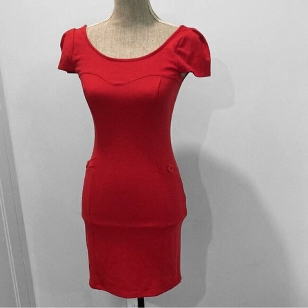 Soprano Red BodyCon Sheath Dress​​​​​​​​ - Picture 2 of 14